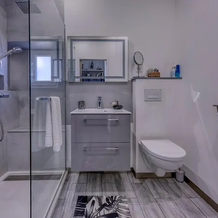 L'abri Des Regards - Piscine Et Jacuzzi Apartment